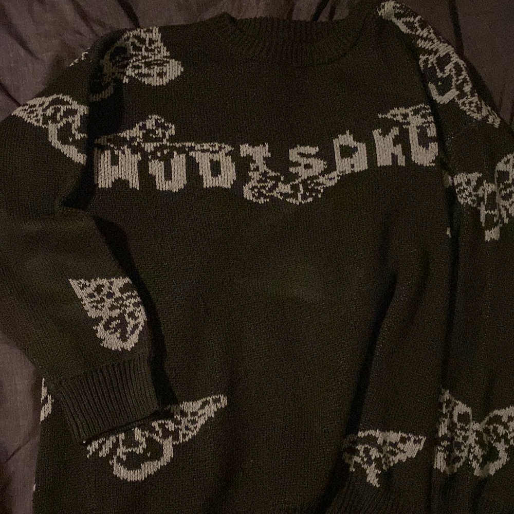 crewneck